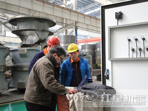 300目以上磨粉設備匠心做工，生產現(xiàn)場