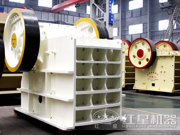 顎式破碎機 顎式破碎機