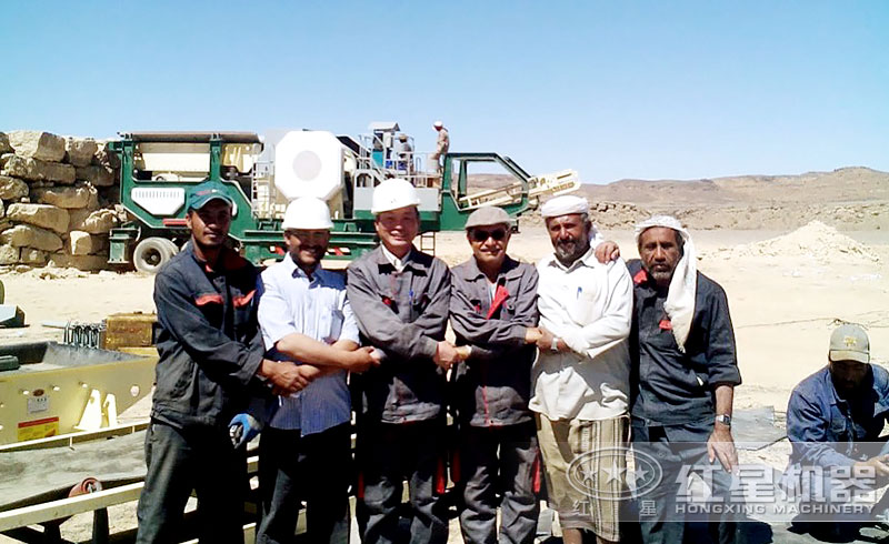 時產500噸的固定機制砂石骨料生產線現場 時產500噸的固定機制砂石骨料生產線現場