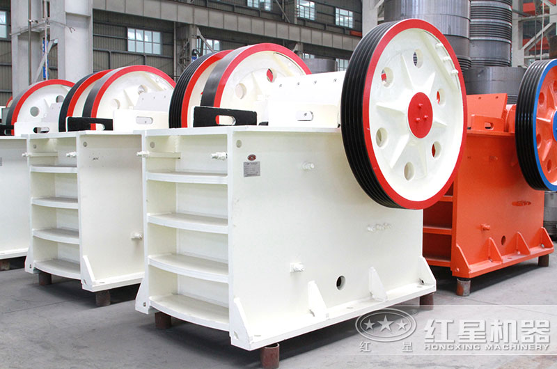 顎式破碎機-進料口大、破碎比大