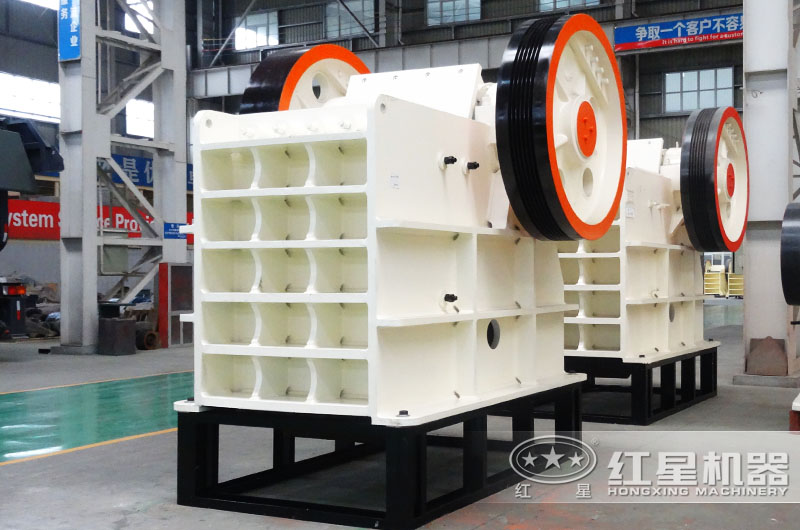 鄂式破碎機，深V粗碎力度強