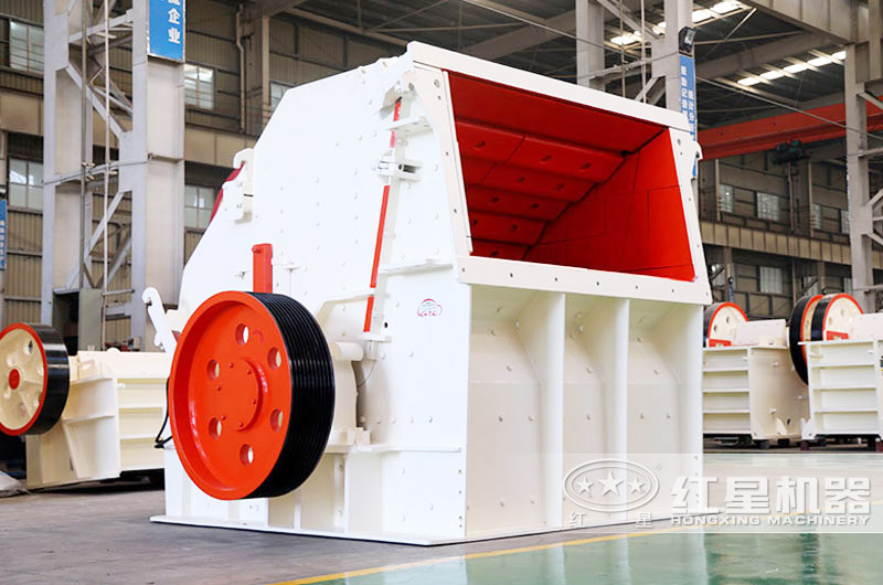 反擊式破碎機，出料可控粒形好