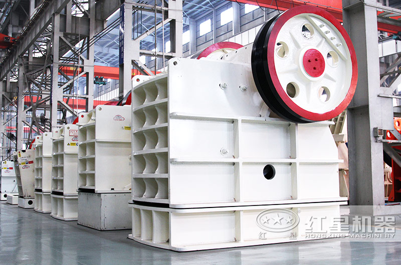 顎式破碎機(jī)設(shè)備圖片 顎式破碎機(jī)設(shè)備圖片