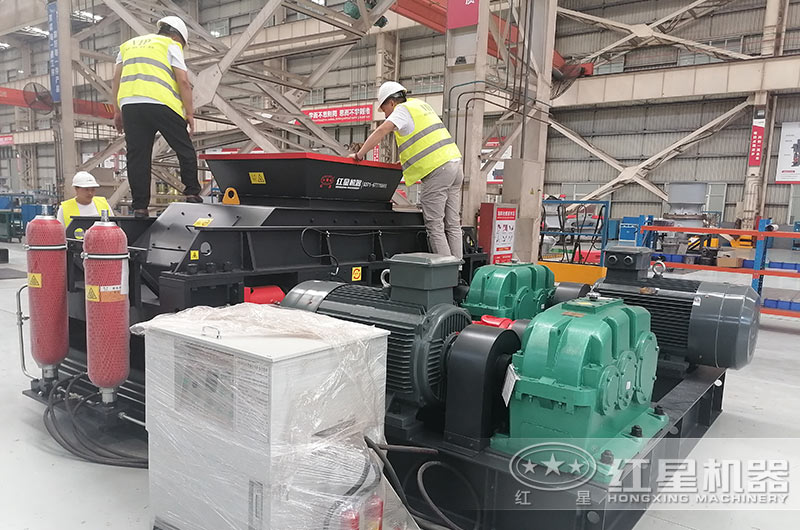 客戶(hù)來(lái)廠考察瓜米石制砂機(jī)設(shè)備 客戶(hù)來(lái)廠考察瓜米石制砂機(jī)設(shè)備