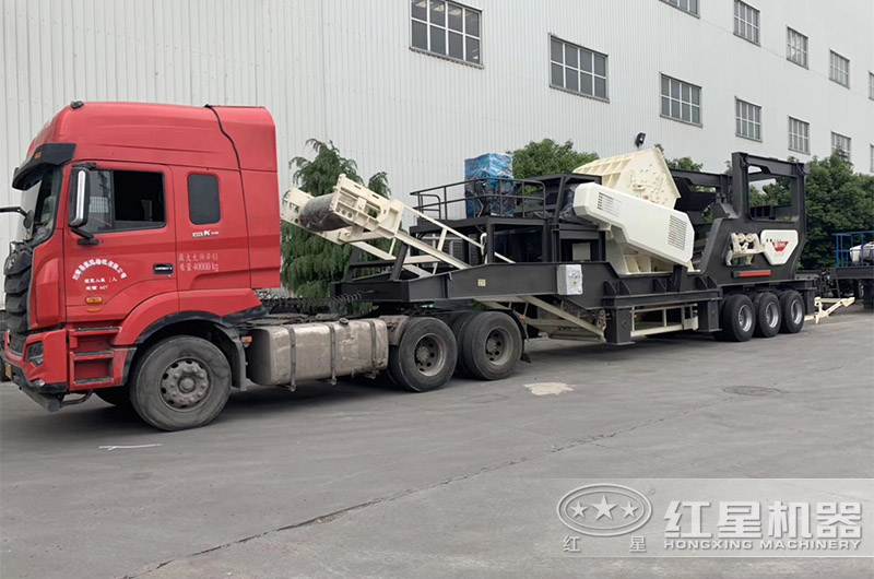 錘式移動碎煤機發(fā)貨現(xiàn)場 錘式移動碎煤機發(fā)貨現(xiàn)場